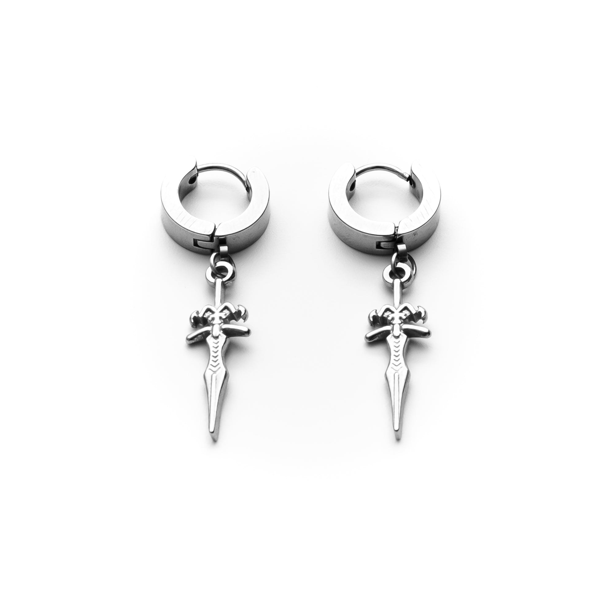 Brinco Dagger of Vows - Resiliência Afiada