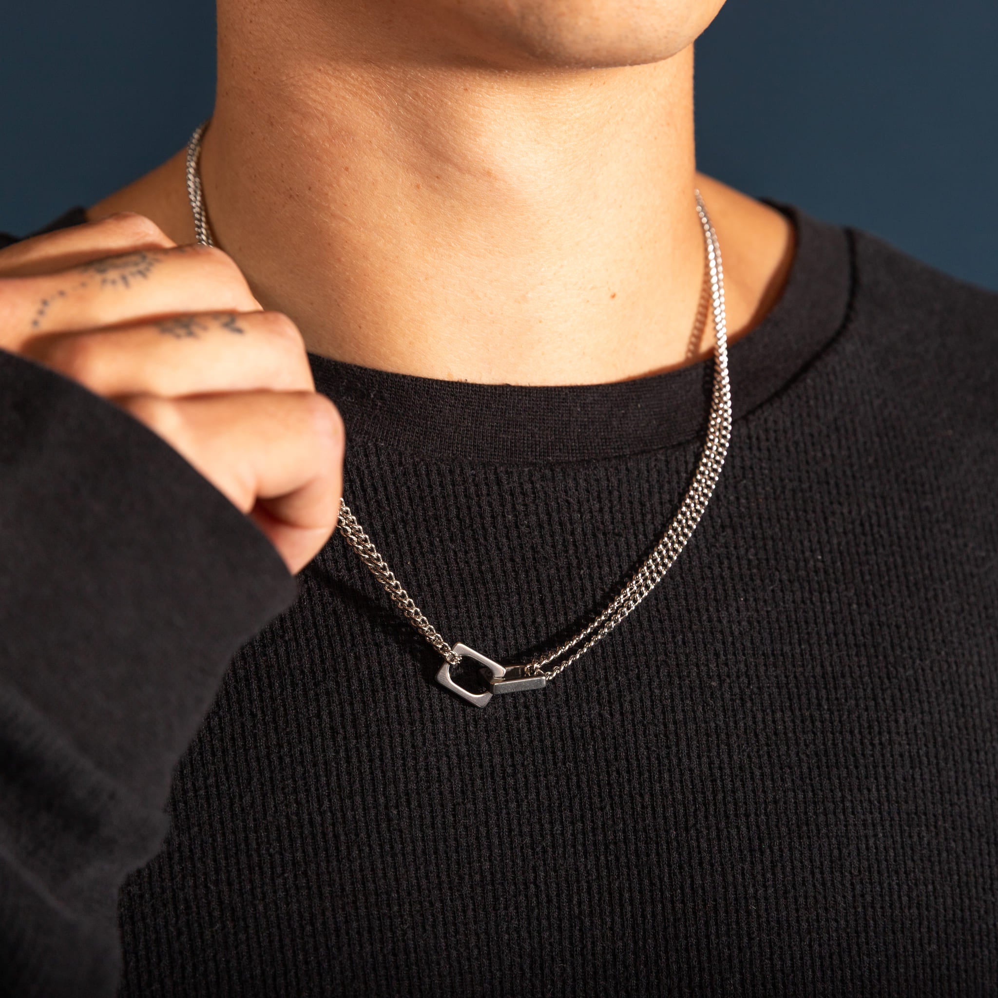 Colar Steelbind - Vínculo de Contenção