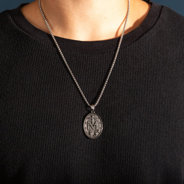 Colar Hollow Mercy - O Vazio da Graça