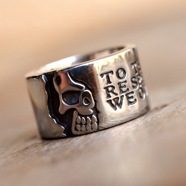 Anel Masculino Meia Caveira