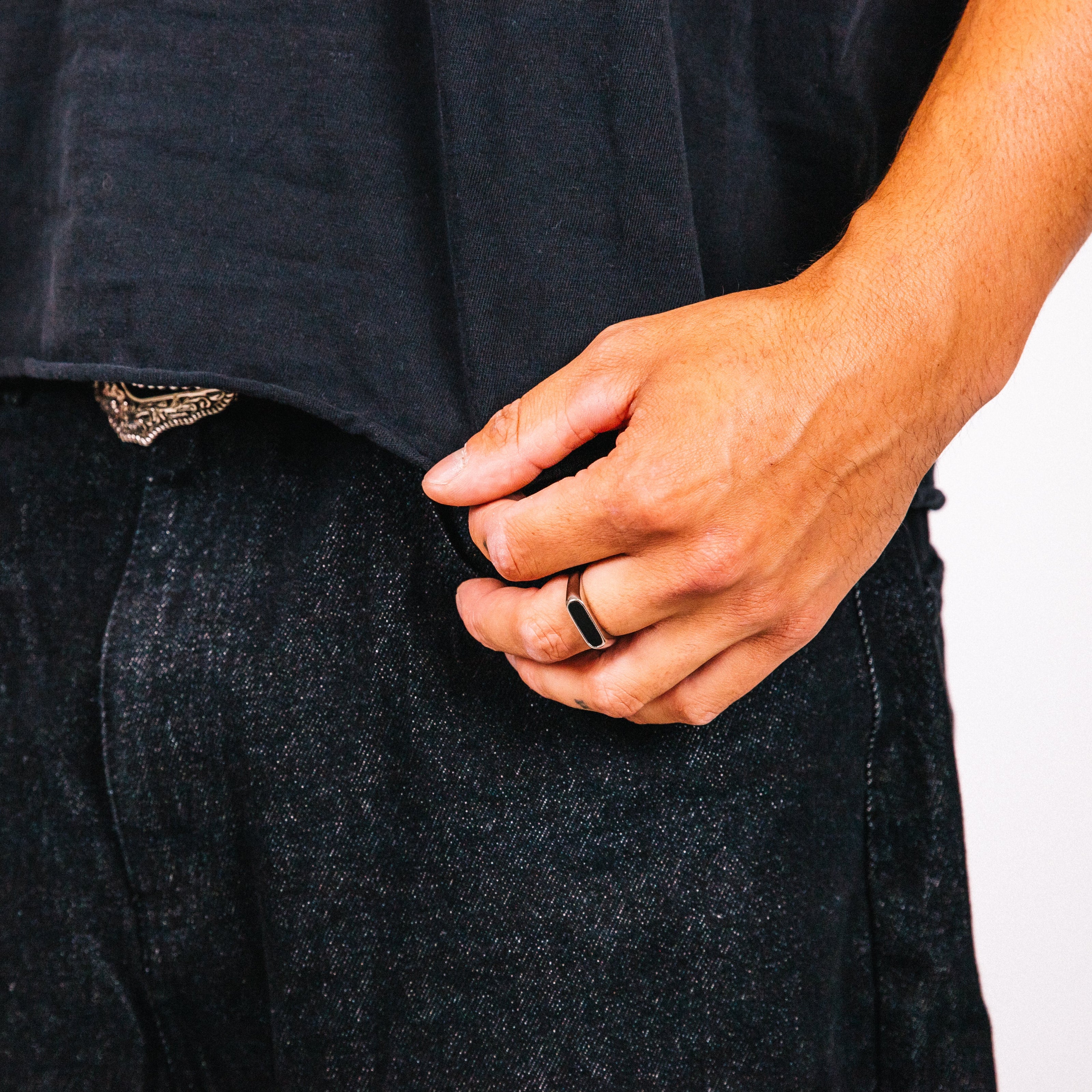 Anel Masculino Lápide Preta