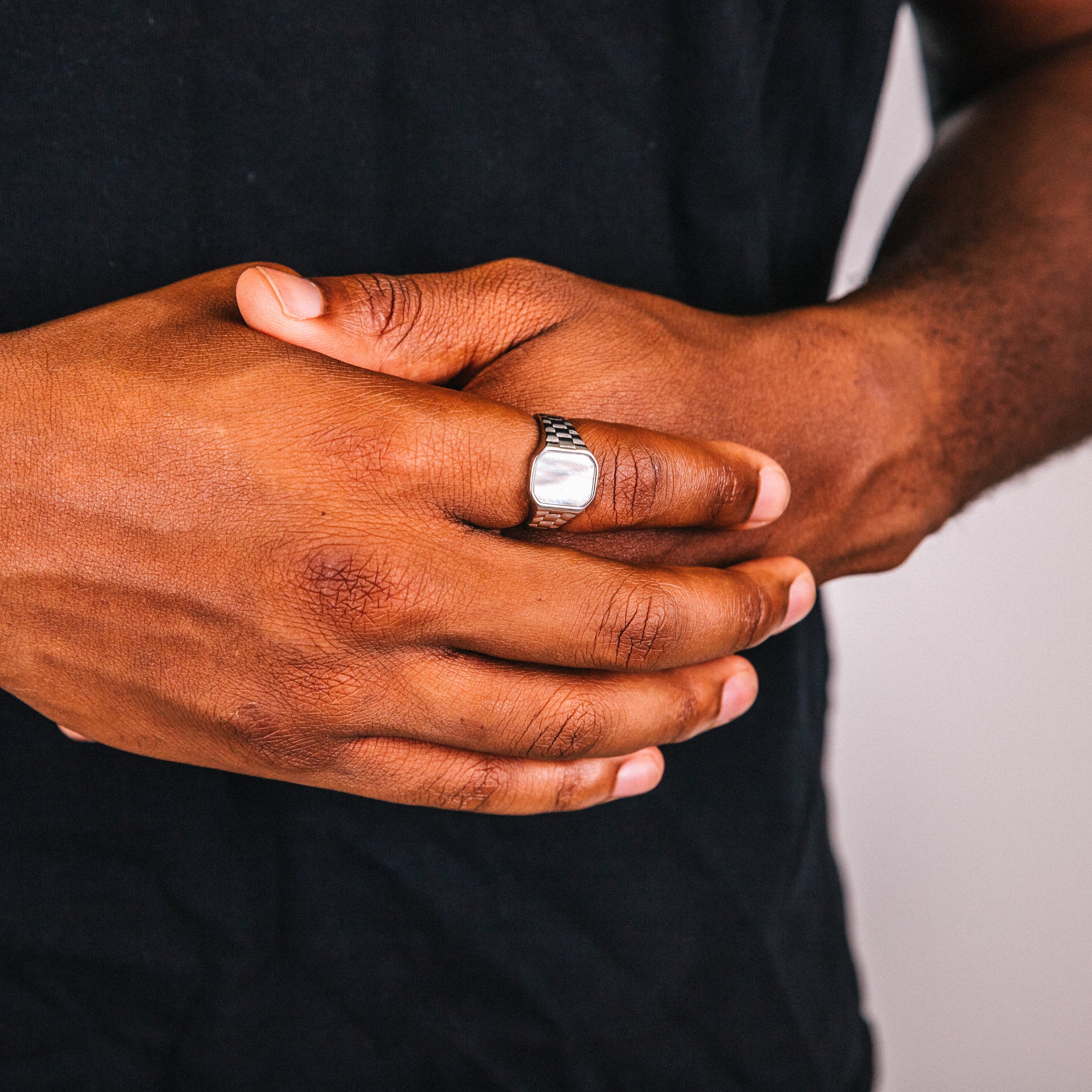 Anel Masculino Monarca (Branco)