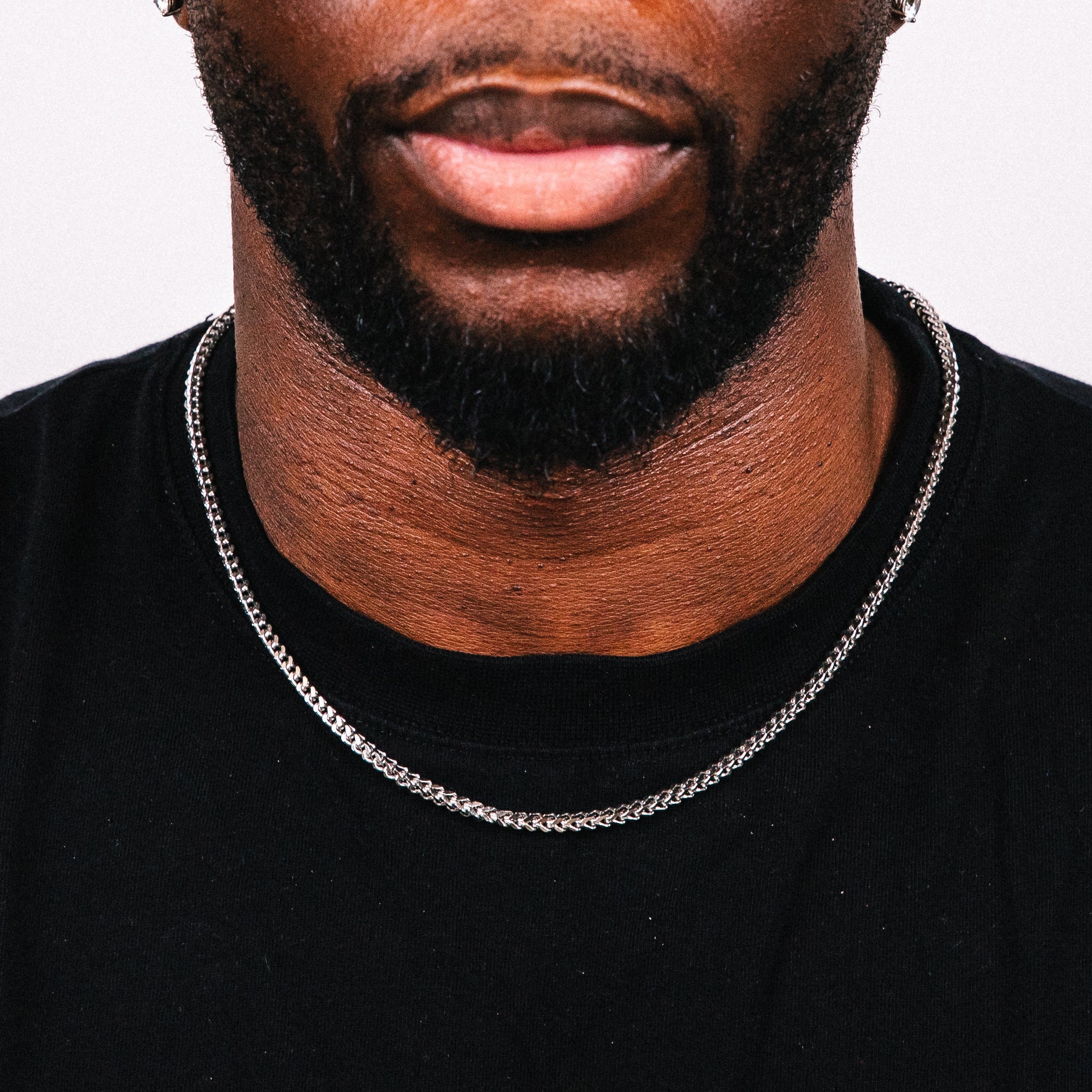 Corrente Masculina Caminhante