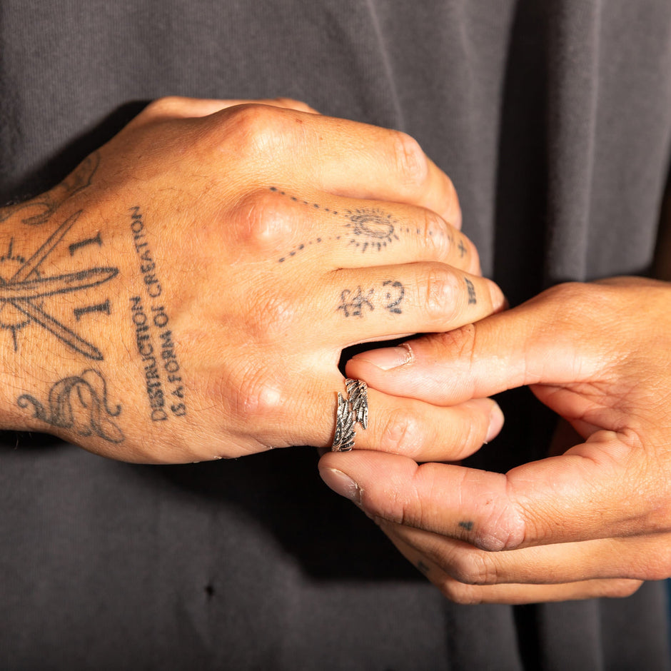 Anel Fallen Angel - Ruína e Resiliência