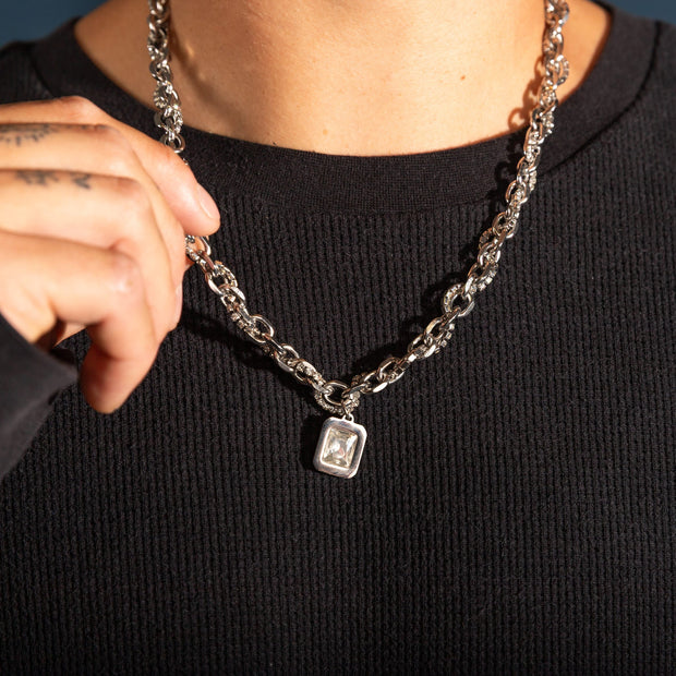 Colar Clear Damage - Brilho da Resiliência