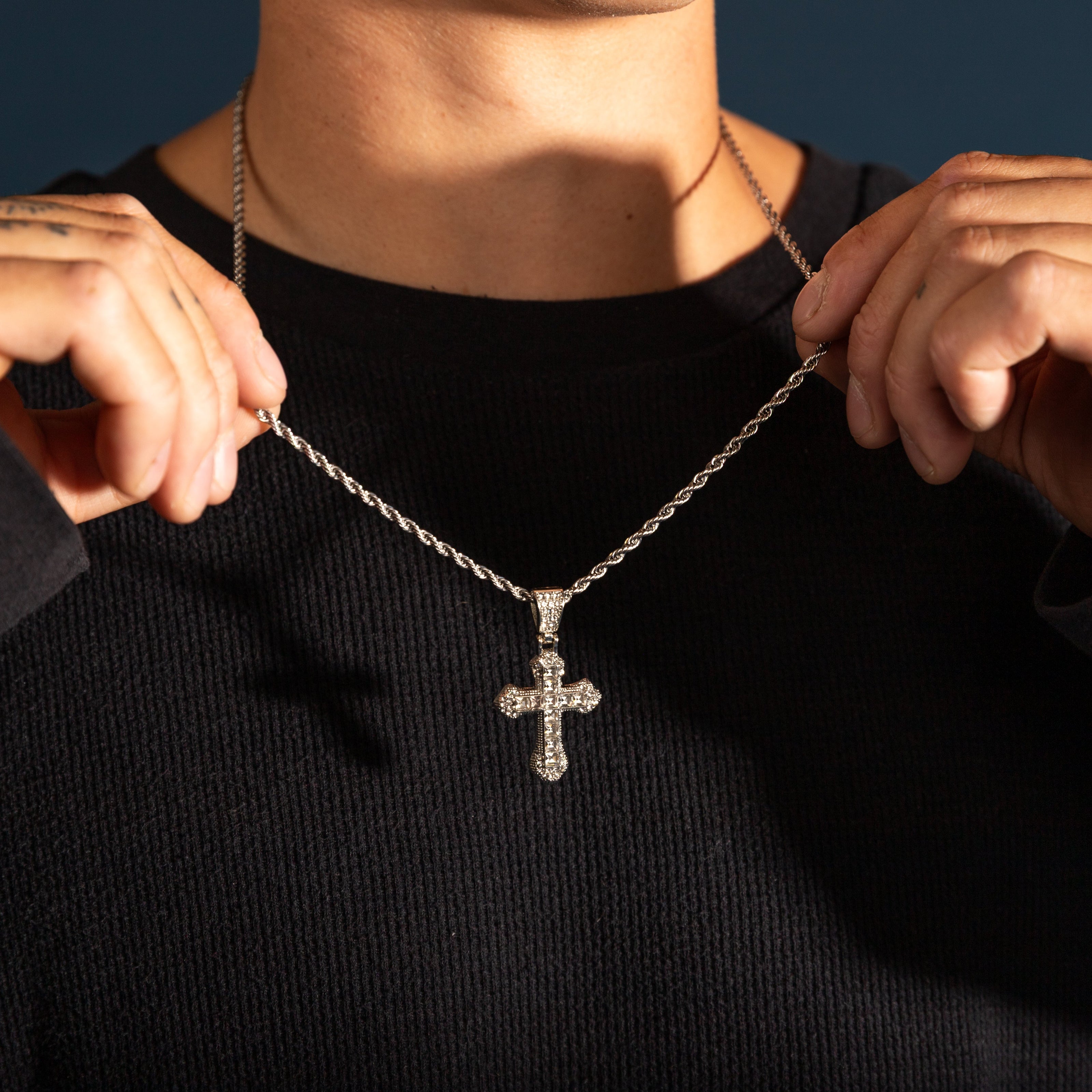 Colar Glory - O Preço da Conquista