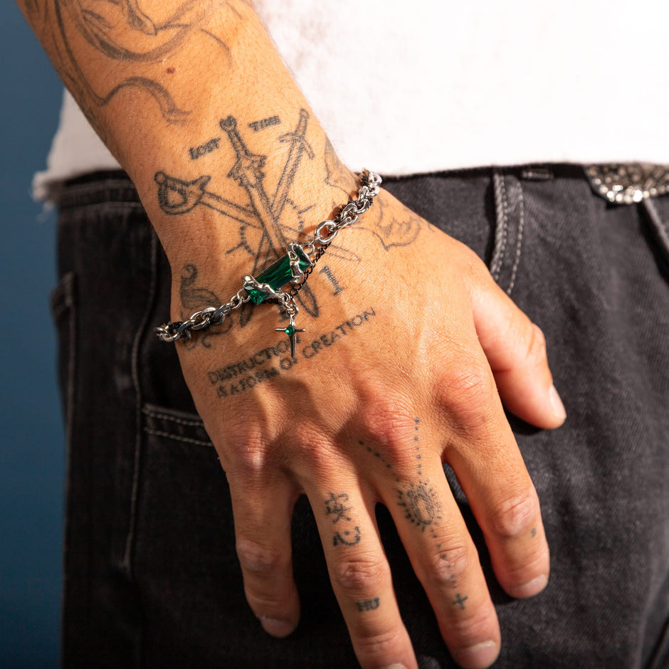 Pulseira Emerald Crucifixion - Contraste e Carga