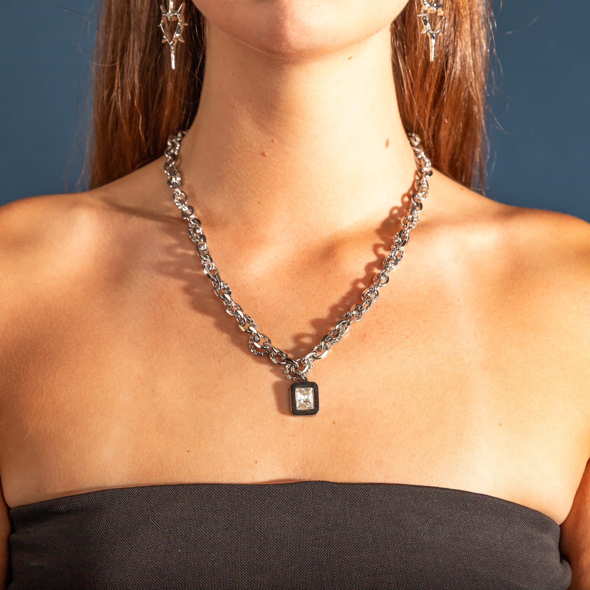 Colar Clear Damage - Brilho da Resiliência