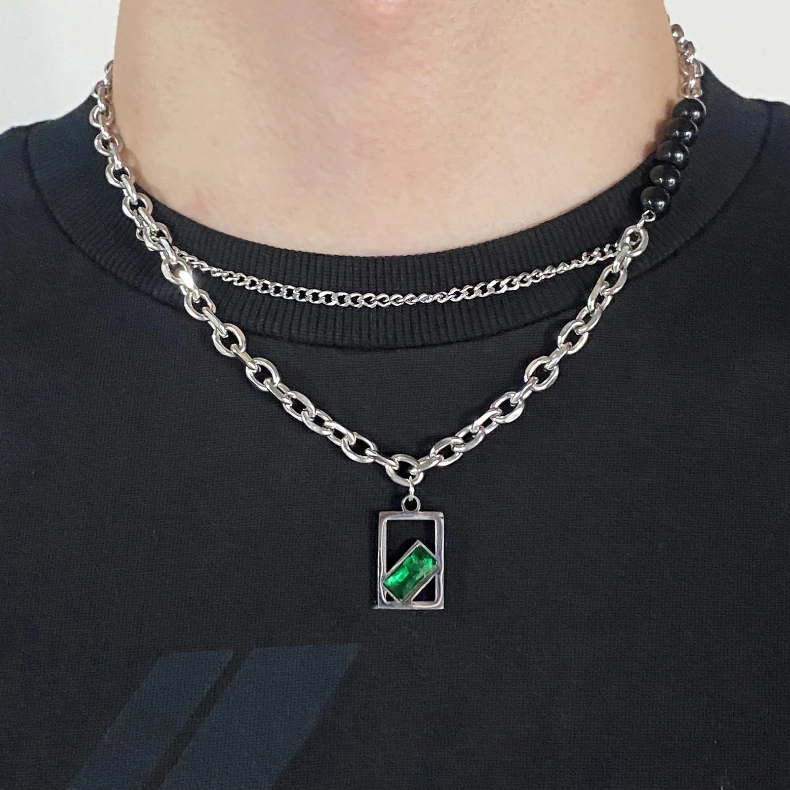 Colar Masculino em Camadas Quadro Verde Aço Prata