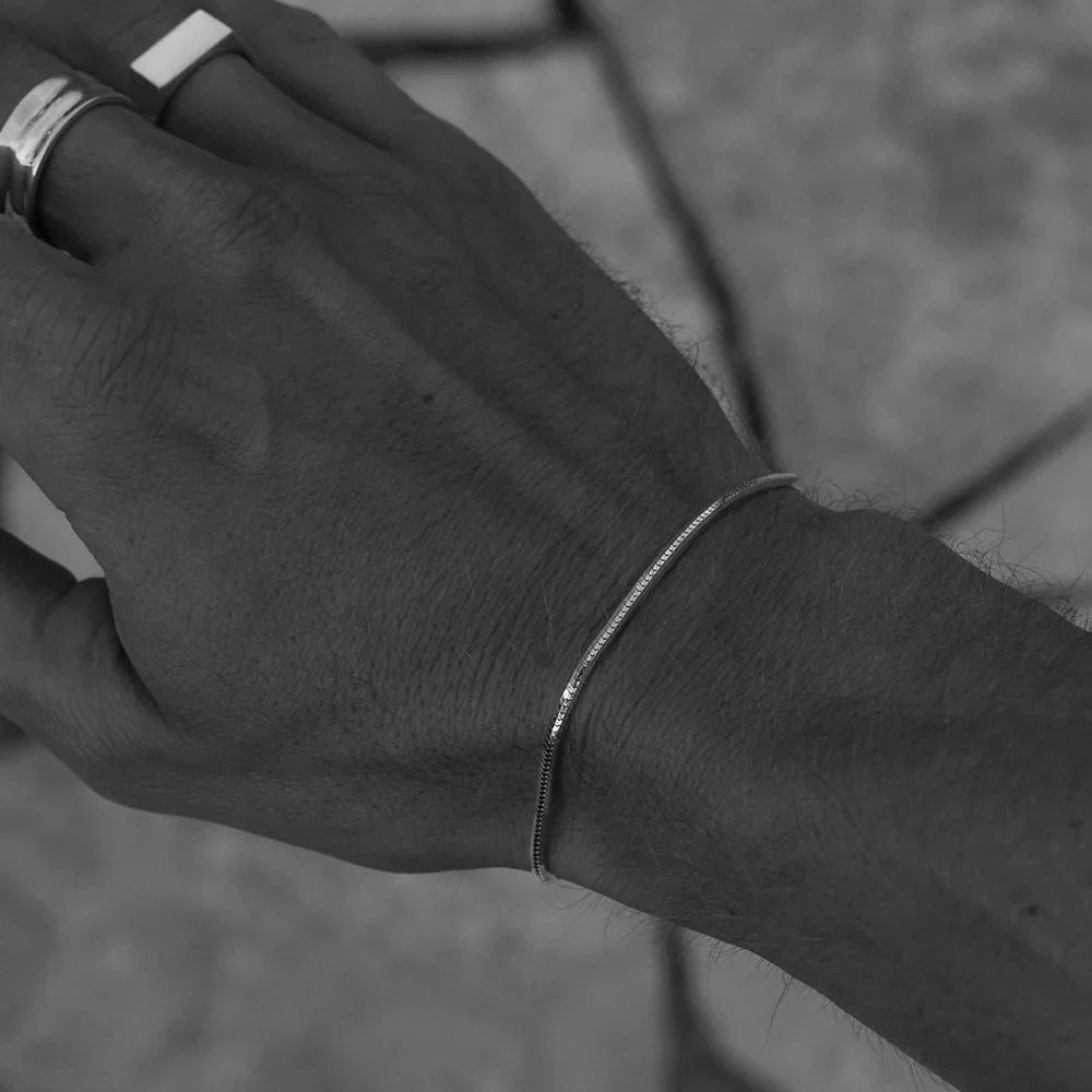 Pulseira Minimalista Corrente Octogonal - 1.4 mm