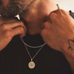 Colar Masculino em Camadas Pingente Bússola 2 peças - Aço Prata