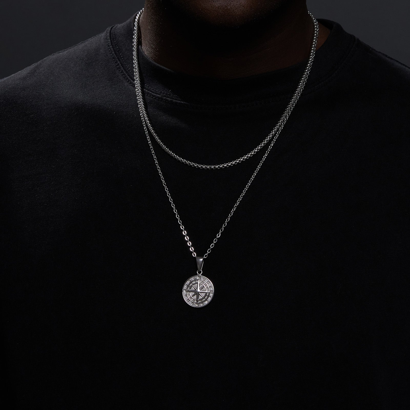 Colar Masculino em Camadas Pingente Bússola 2 peças - Aço Prata